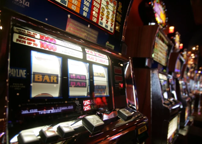 Spēle beigusies? Latvijā masveidā demontē azartspēļu automātus