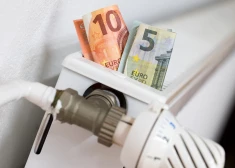 Siltuma rēķinu sprādziens janvārī: ministrija grib atliktos maksājumus, uzņēmumi vēl vērtē