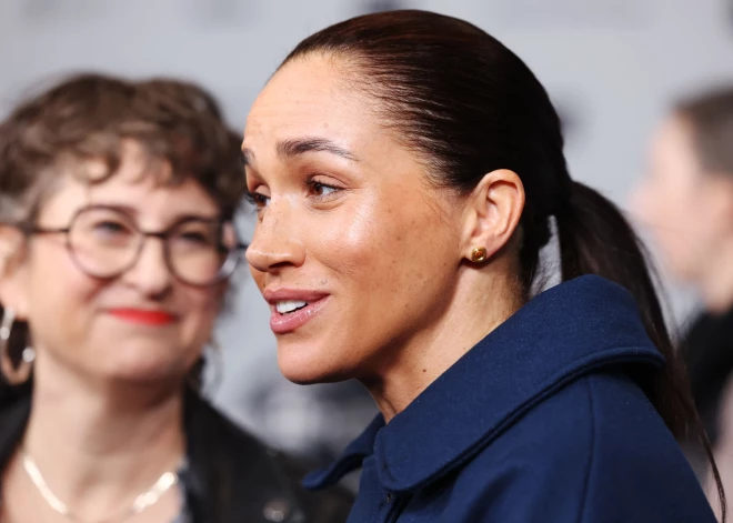 Megana Mārkla par skaistumkopšanas misēkli krīt sociālo tīklu lietotāju nežēlastībā. Vai tiešām tik traki?