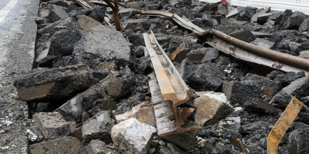 Латвия готова демонтировать рельсы и дороги у границы в случае угрозы.