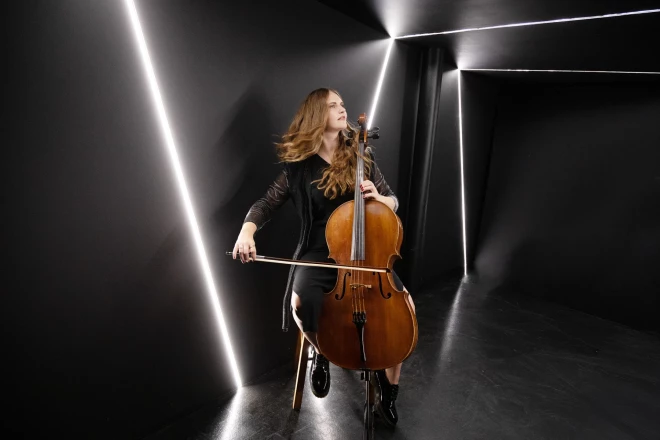 "Я очень хаотичный человек, импровизирую не только на сцене, но и в жизни".