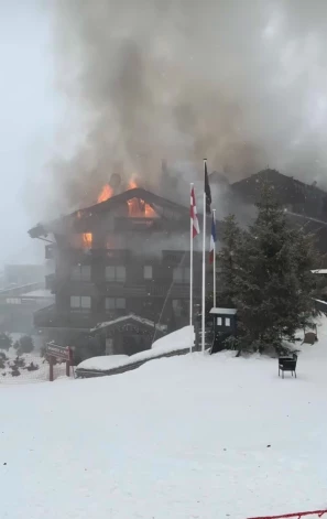 В Куршевеле эвакуировали гостей отеля.
