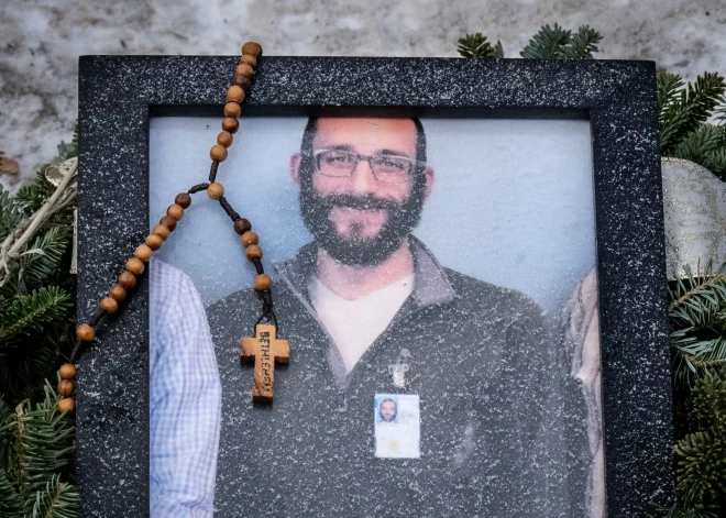 Amerikāņa slepkavībā Mineapolē šāvienus raidīja divi robežsardzes darbinieki, liecina sāktonējā izmeklēšana