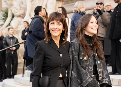 Софи Марсо вывела в свет дочь Жюльетт.