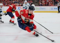 ВИДЕО: латвийский хоккеист Вилманис забил свой первый гол в НХЛ