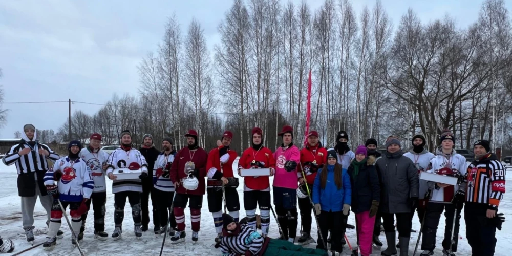 Aizvadīts 3x3 hokeja turnīrs "Ropažu ripa 2026".