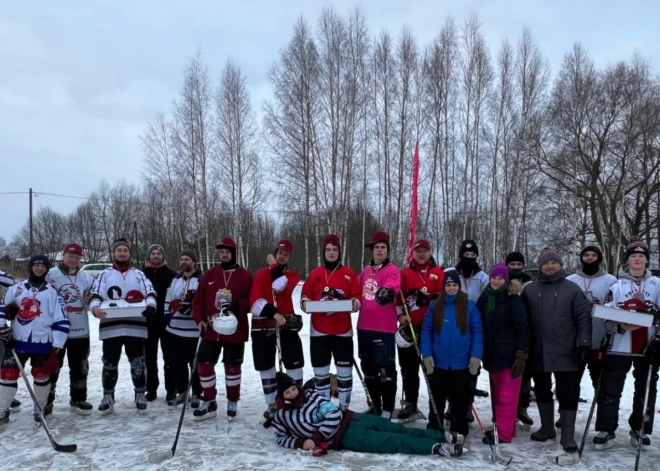 Hokeja svētki Ropažos: aizvadīts 3x3 turnīrs “Ropažu ripa 2026”