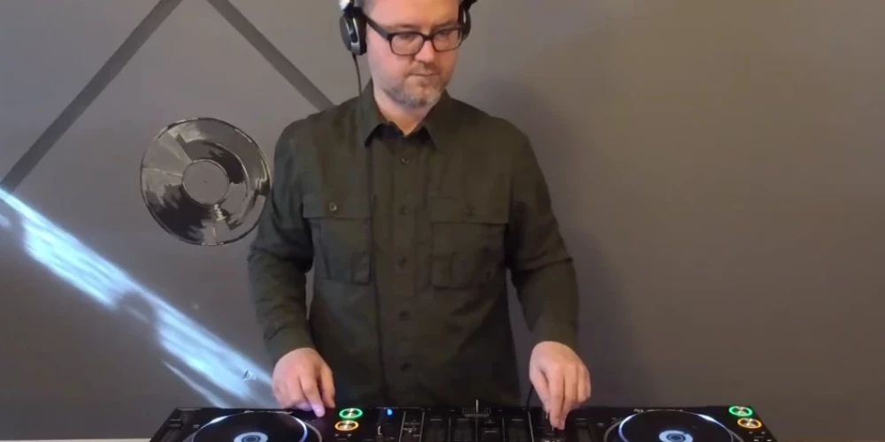 Богдан Таран - один из немногих диджеев Балтии, выступавших на фестивале Love Parade (платформа Baltic Groove Union) в Берлине, который в 2006 году открыл шоу Sensation White в Латвии и в 2008 году сыграл разогревающий сет на концерте Paul Van Dyk в Риге.