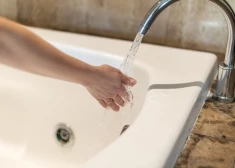 Рижанам временно не будут начислять штрафные проценты за просрочку платежей за воду