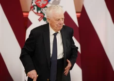 "Manai dzimtenei" organizatori aicina Raimondu Paulu uz sarunu, turpinoties konfliktam par Maestro dziesmu svētku rīkošanu