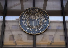 ASV Federālā rezervju sistēma saglabā pašreizēji bāzes procentu likmi