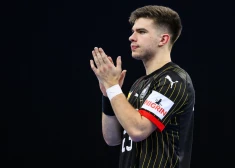 Renārs Uščins palīdz Vācijai sasniegt Eiropas handbola čempionāta pusfinālu, izsitot čempioni Franciju