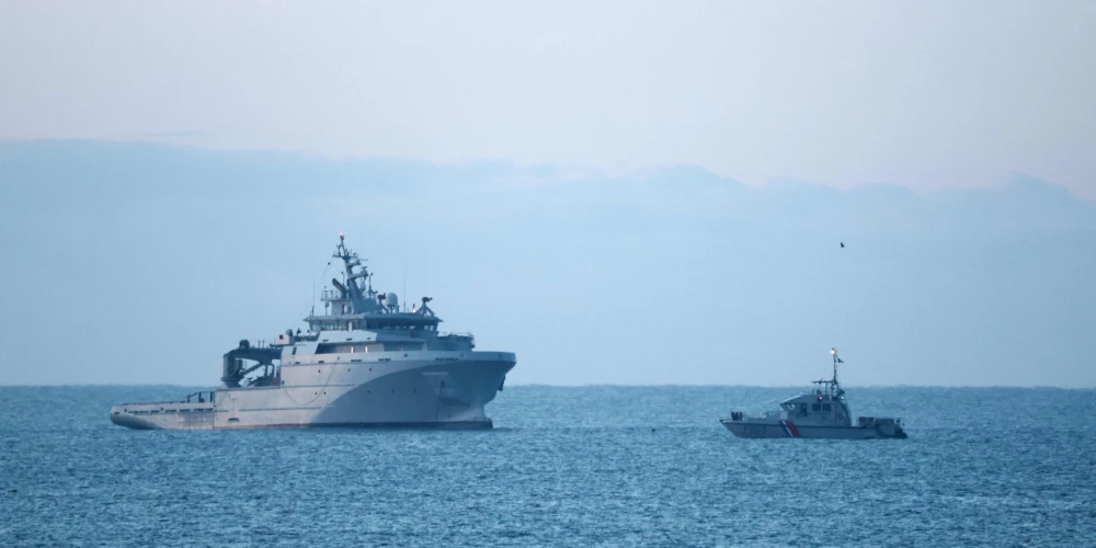 Francija arestē Krievijas "ēnu flotes" tankkuģi.