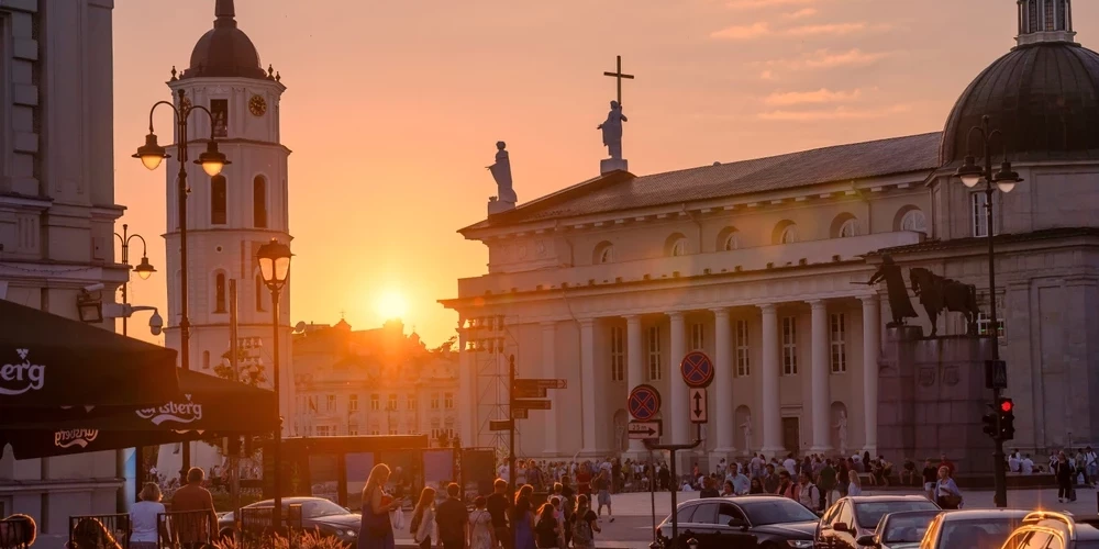 Lietuvas valdība atbalsta nacionālo sankciju Krievijas un Baltkrievijas pilsoņiem pagarināšanu.