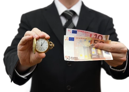 Время идет, пора подумать о пенсии.