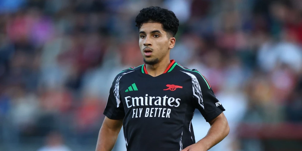 Marokāņu izcelsmes futbolists Salāhs Uladu spēlē centra vai uzbrūkošā pussarga pozīcijā.