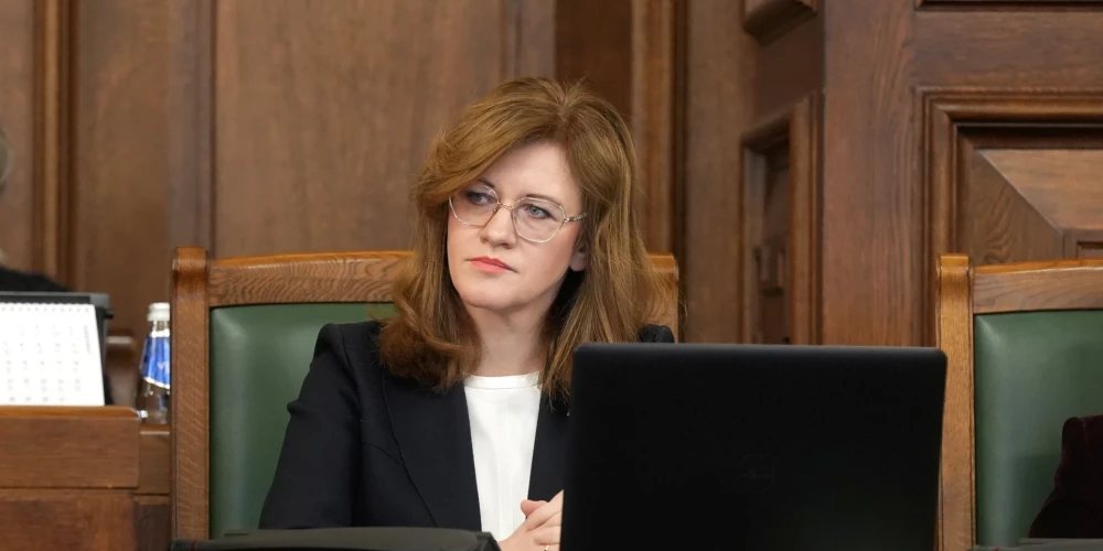 Saeimas priekšsēdētājas biedre Zanda Kalniņa-Lukaševica piedalās Saeimas sēdē, kurā notiek ikgadējās ārpolitikas debates.