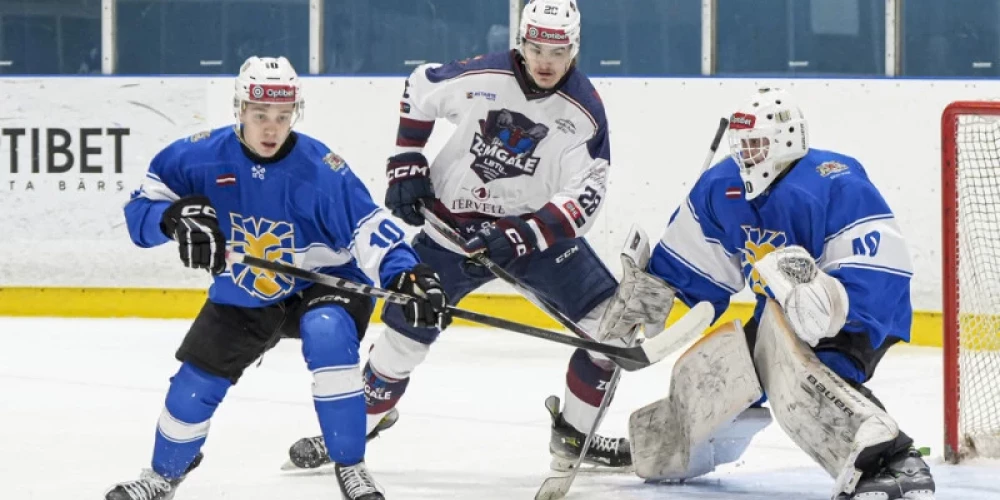 "Zemgale"/LBTU viesos ar 2:1 (0:0, 0:0, 2:1) pārspēja "Rīgas Hokeja skolu".