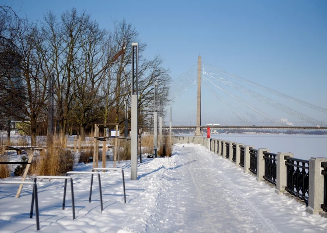 В ближайшее время температура воздуха в Латвии продолжит понижаться: возможны морозы до -33