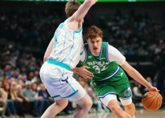 2025. gada drafta pirmais numurs aizvada rezultatīvāko pirmgadnieka spēli NBA vēsturē