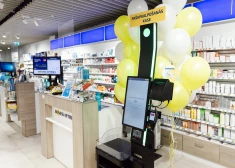 Уникальное решение для Латвии: Mēness aptieka запустила кассы самообслуживания в пяти аптеках