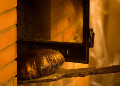 Te ceptā maize ceļojusi pat uz Ameriku un Austrāliju. Dabīgā krāsnī ceptam kukulītim ir īpašs smeķis.