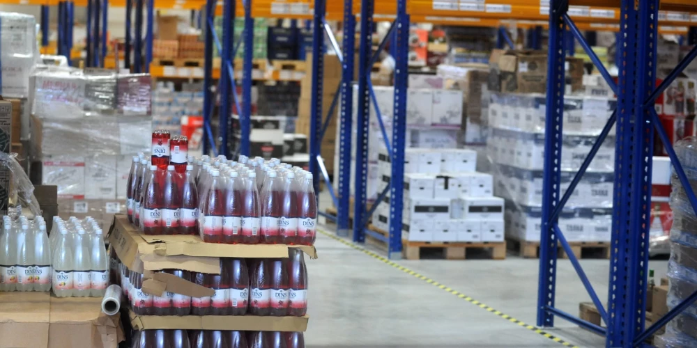 Uzņēmuma pārstāvji uzsver, ka tiesiskās aizsardības procesa laikā ražotne turpinās darbu normālā režīmā.