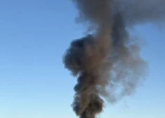 VIDEO: Čiekurkalnā netālu no "Virši" degvielas uzpildes stacijas izcēlies ugunsgrēks