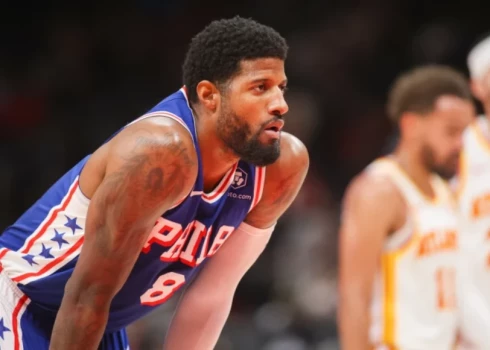 NBA uz 25 spēlēm diskvalificē "76ers" uzbrucēju Polu Džordžu.