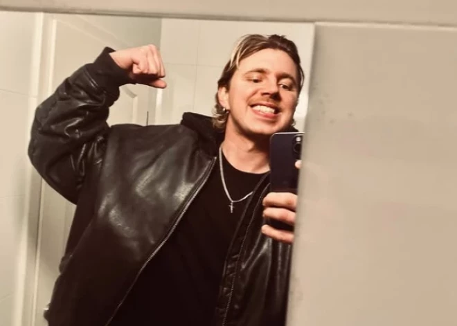 “Esmu laimīgs”: mūziķis Strūbergs pēc mēnešiem ilgas klusuma pauzes publiskajā telpā parādās ar jaunu ierakstu 