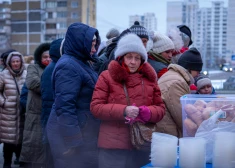 “Visi ir šokā!" -23 grādu salā tūkstošiem iedzīvotāji Ukrainā paliek bez siltuma un ūdens