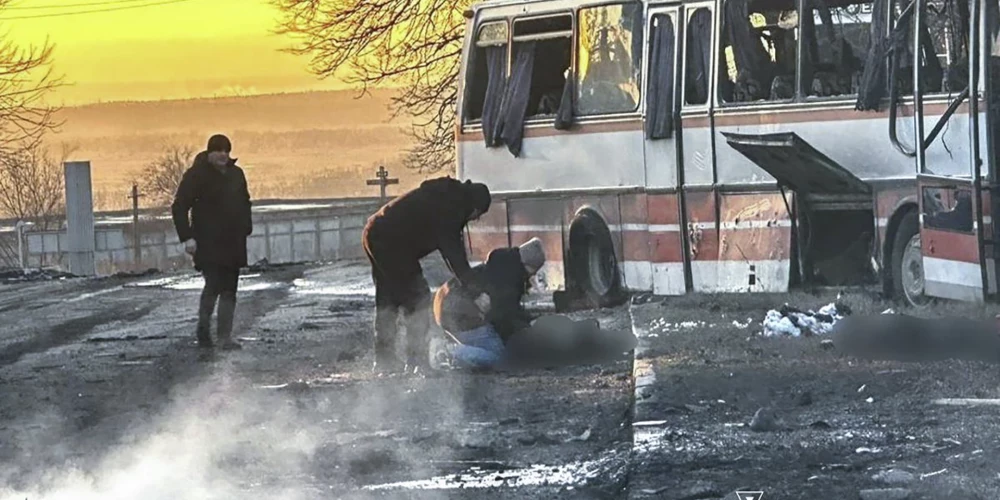 Krievu drons uzbrucis ogļraču autobusam Ternivkā, Dņipropetrovskas apgabala Pavlohradas rajonā