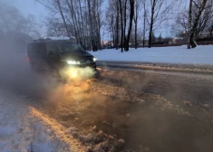 Bauskas ielā, iespējams, notikusi ūdensvada avārija; ūdens plūst uz tramvaja sliedēm – ziņo aculiecinieki