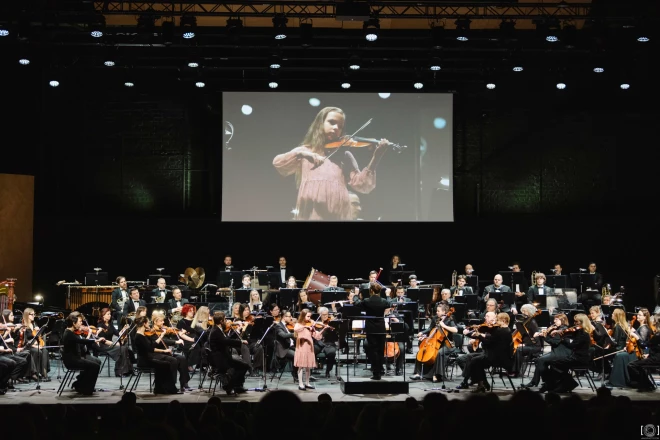 Nora Gauja un Latvijas Nacionālais simfoniskais orķestris.