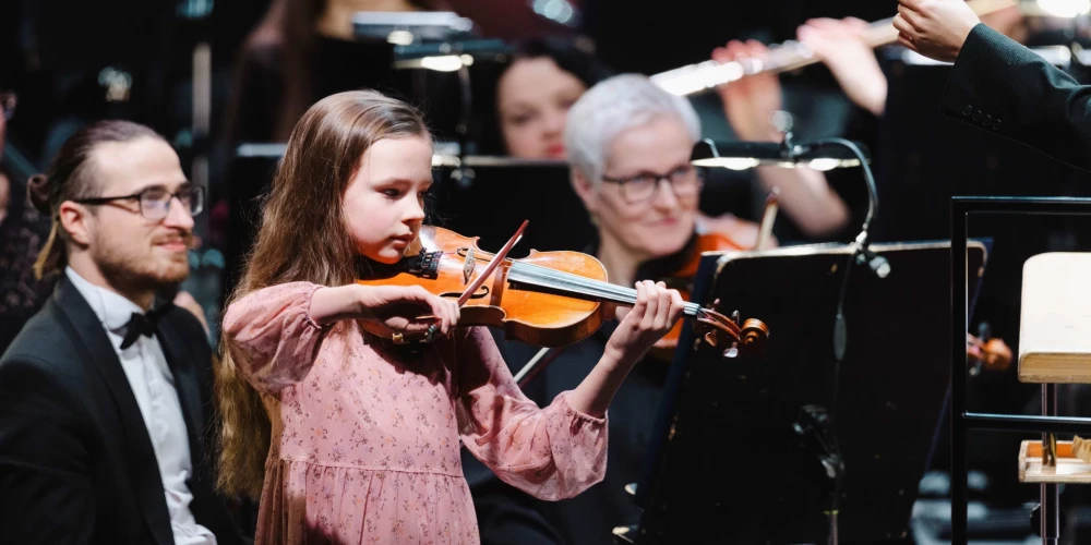 Nora Gauja un Latvijas Nacionālais simfoniskais orķestris.