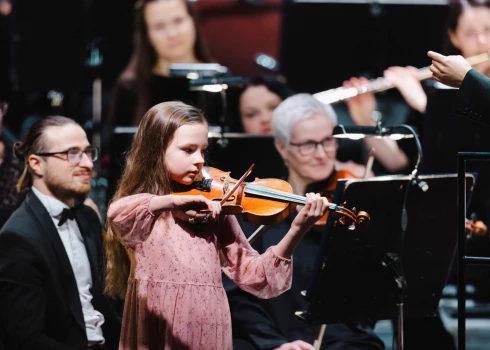 Nora Gauja un Latvijas Nacionālais simfoniskais orķestris.