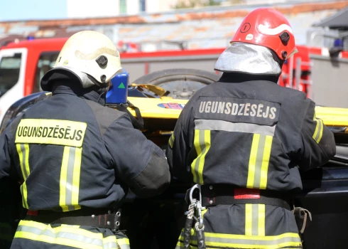 Aizvadītajās brīvdienās ugunsgrēkos bojā gājuši trīs cilvēki.