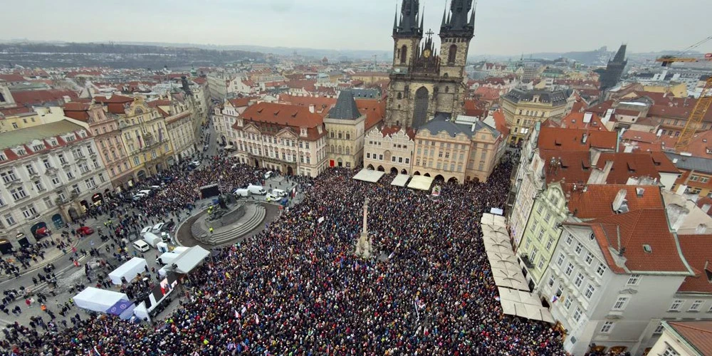 Čehijas galvaspilsētā noticis viens no pēdējo gadu lielākajiem mītiņiem. 