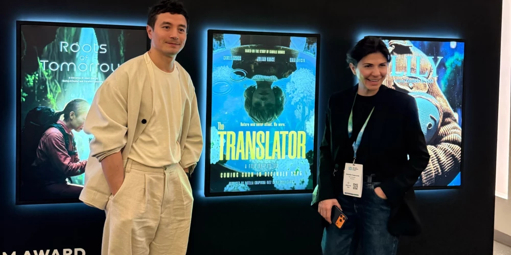Фильм "The Translator" ("Переводчик"), созданный украинским кинорежиссером Филиппом Ли и продюсером Нателлой Крапивиной, несколько недель назад вошел в топ-5 лучших AI-фильмов мира по версии Google.