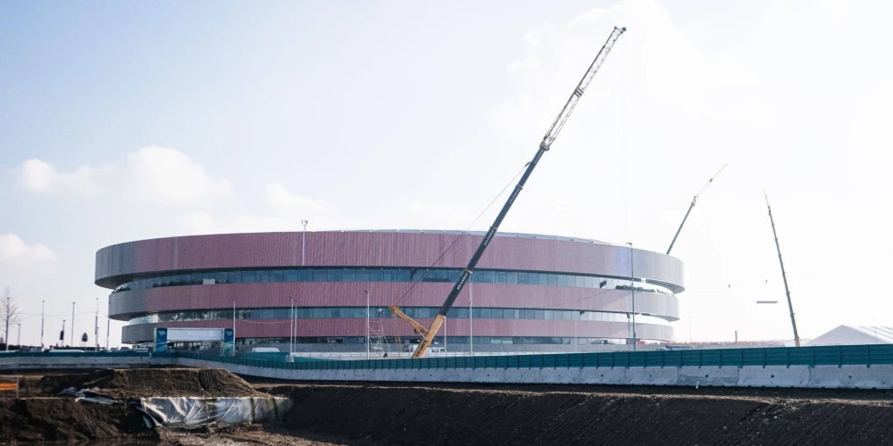 2026. gada 29. janvārī vēl redzams, ka ne viss ir pabeigts ap hokeja arēnu.