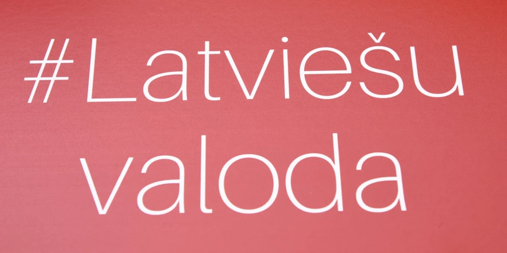 Латышский в быту растет, но русский по-прежнему доминирует в групповой работе.