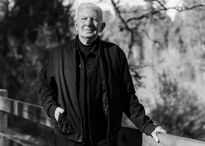 Paziņots, kad pēdējā gaitā izvadīs mākslinieku un pedagogu Jāni Galzonu