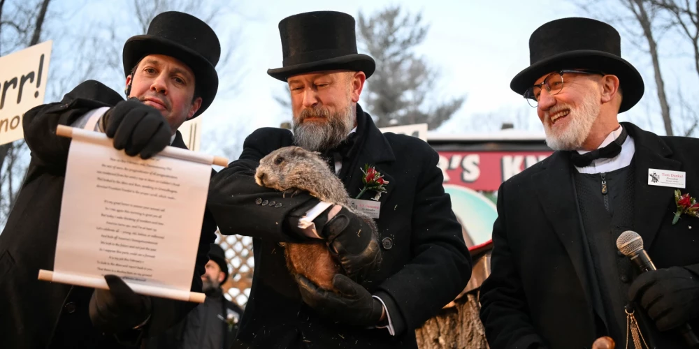 Murkšķis Fils prognozē, vai drīz ziemai būs beigas (foto: Scanpix / Reuters)