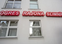 KNAB veic kratīšanas divās reģionālajās slimnīcās