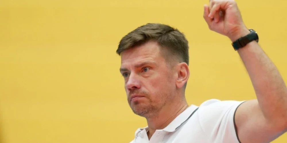 Latvijas izlases jaunais treneris Uģis Krastiņš.