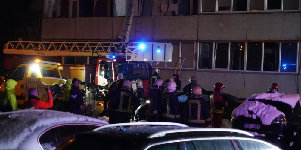 Дом на ул. Баускас можно восстановить, но жильцы уже считают будущие расходы и сроки.