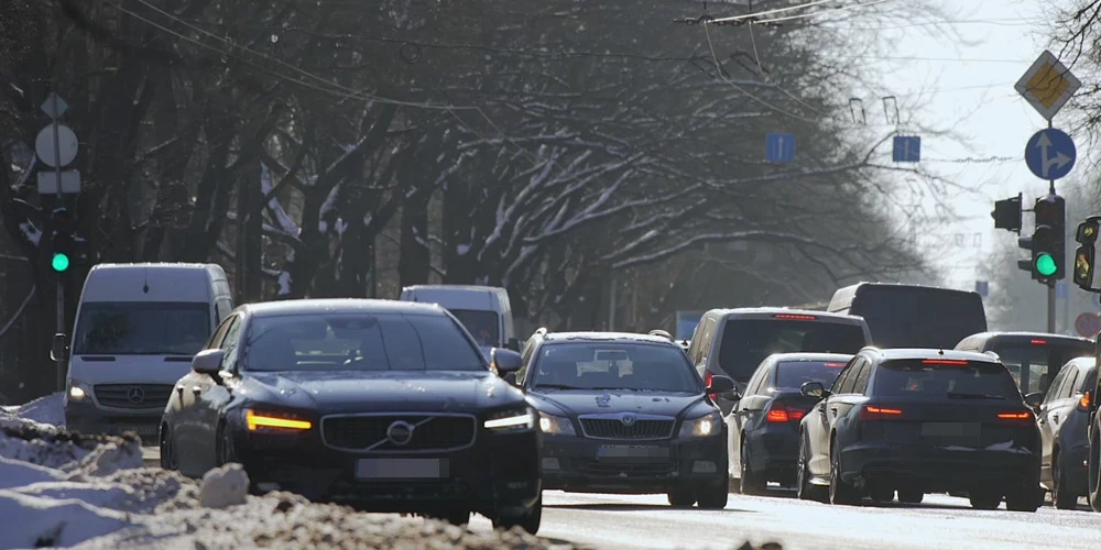 Labas zāles pret sliktiem mīnusiem ir kvalitatīvs ziemas dīzelis.