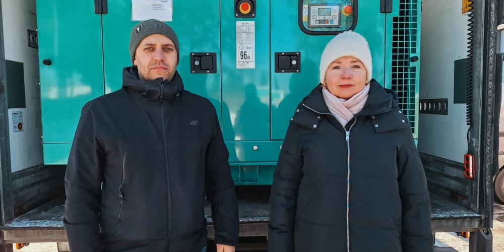 Valmieras novads dāvina jaudīgu ģeneratoru Ukrainai. 