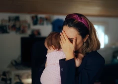 Pēcdzemdību depresija Latvijā – jaunākie dati, kas maina sarunu par māmiņu psihisko veselību