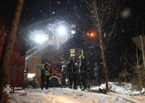 Dronu atlūzas nogāzušās četros galvaspilsētas rajonos.